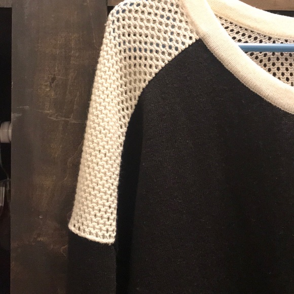 For Cynthia sweater - Picture 3 of 7